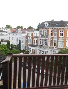 Schöne Dachgeschoss Wohnung mit Balkon in Wakenitznähe - Lübeck