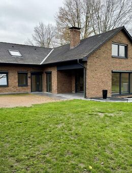 Vollständig modernisierte EG-Wohnung mit großem Garten - Ahaus