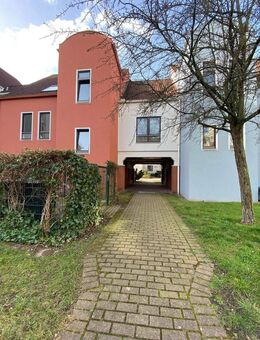 Moderne 3-Zimmer-Wohnung mit Balkon in Bielefeld - Bielefeld