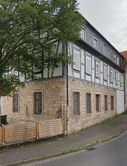 Solides Mehrfamilienhaus mit Entwicklungspotenzial in zentraler Lage von Bad Orb - Bad Orb