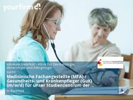 Medizinische Fachangestellte (MFA) / Gesundheits- und Krankenpfleger (GuK) (m/w/d) für unser Studienzentrum der Dermatologie - Bielefeld