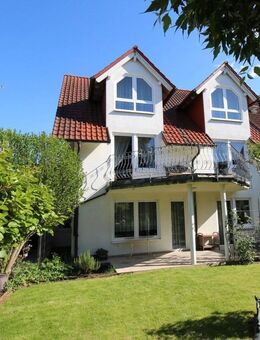 Hochwertig ausgestattetes Zweifamilienhaus - Reilingen