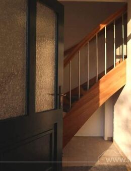 Erdgeschosswohnung mit Terrasse - optisch und energetisch frisch saniert - Jemgum