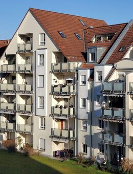 praktisch genschnittene 3-Zi.-Stadtwohnung mit zusätzlich 2 Studiozimmern, mit Südbalkon und Süd-/Loggia - Neumarkt (Oberpfalz)