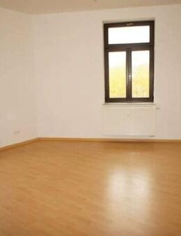 TOP Sibgel-Whg. im 3. OG mit Laminat und Wanne - Chemnitz