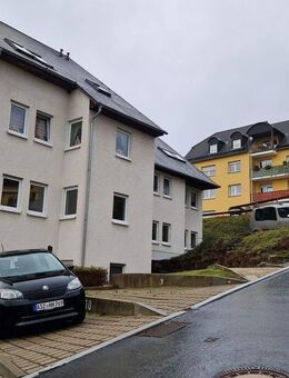 Sehr schöne Wohnung in 3-Zimmer mit Balkon und Garten im 2. OG - Schwarzenberg (Erzgebirge)