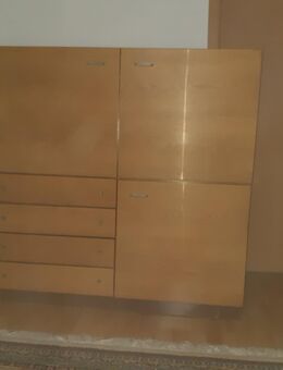 Wer hat Spaß am Upcycling oder braucht noch Schränke für den Keller? - Kamen Zentrum