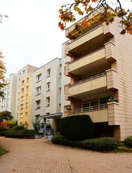 Hochwertig sanierte 3 Zimmer Wohnung mit Balkon und TG-Stellplatz in Pforzheim - Pforzheim