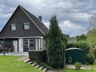 Freistehendes Einfamilienhaus mit Einliegerwohnung und Garten in schöner Lage - Stolberg (Rheinland, Kupferstadt)