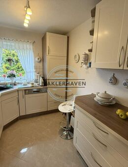 Elegante Eigentumswohnung mit sonnigem Balkon und gepflegtem Ambiente - Wilhelmshaven