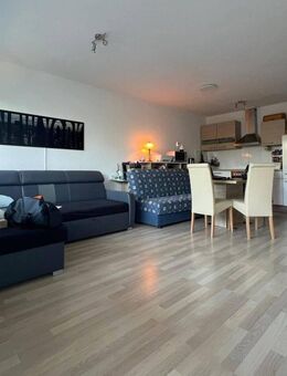 Kapitalanlage in Top-Lage: Gepflegte 1-Zimmer-Wohnung mit Balkon & Garage - Eislingen (Fils)