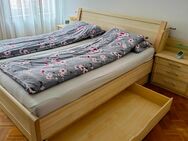 Stilvolles Schlafzimmer-Set in Edel-Esche-Dekor – 180 x 200 cm (EM-Armadio von Martin Staud) - Hannover Vahrenwald-List