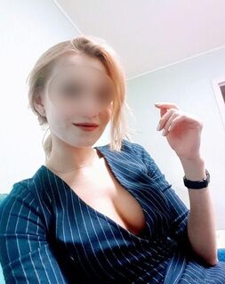 sex, love, good vibes and good energy!! 100 EURO ONE HOUR, at my privat place! I can visit you as well