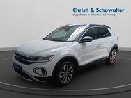 VW T-Roc, 2.0 TDI Style 2ZAC, Jahr 2022 - Freising