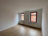 Tolle 3-Raum-Wohnung Nähe Zentrum von Limbach-Oberfrohna mit Balkon - Limbach-Oberfrohna