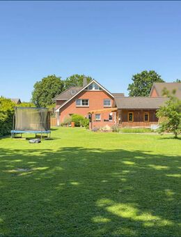 Ihr besonderes Reihenendhaus mit Blick ins Grüne - Lintig