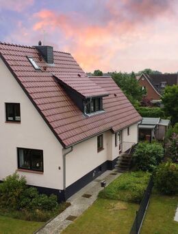Saniertes Familienhaus auf Erbbaugrundstück - Lübeck