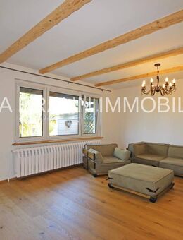 Einfamilienhaus und Kanzlei, Praxis oder Büro auf parkartigem Grundstück - Biesenthal