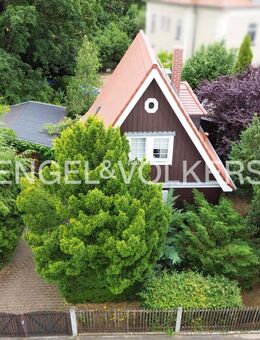 Historisches Einfamilienhaus zum Selbstverwirklichen in bevorzugter Lage von Radebeul - Radebeul