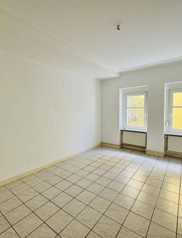 Geräumige Altbauwohnung mit Gartenanteil - bezugsfrei & sofort verfügbar! - Berlin