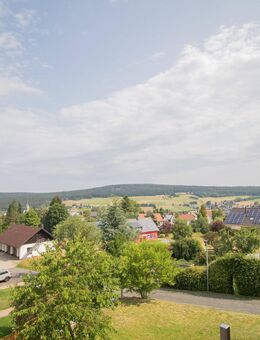 VERKAUF: Mehrgenerationenhaus in Bischofsgrün mit der Option zur Zimmervermietung. - Bischofsgrün