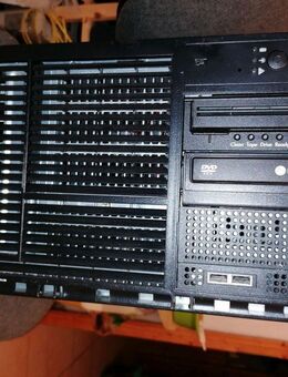 Super Server E5620 2,4 GHz Intel 24GB RAM 1x600 / 3x300 GB HDD - Hamburg Wandsbek