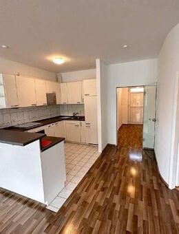 Schöne 2 Zimmerwohnung mit großen Balkon - direkt Innenstadt - Wolfsburg