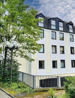 Großzügig geschnittene Eigentumswohnung mit Blick über Wiesbaden - Wiesbaden