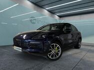 Porsche Cayenne, E-Hybrid Coupe | Abstandsregeltempostat, Jahr 2021 - München