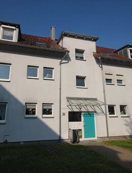 Dreiraumwohnung im 1. Obergeschoss mit Balkon und Tiefgaragenstellplatz - Käbschütztal