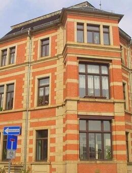 Ab März 2026: Stilvolle 3-Zimmer-Wohnung mit Parkettboden, sep. Küche & Badewanne * am Wasaplatz * - Dresden