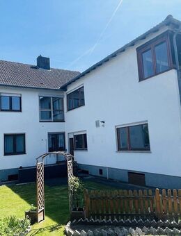 Umfangreich saniertes 2-Familienhaus in schöner Wohnlage von Hofgeismar-Hümme - Hofgeismar