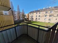 Jetzt zugreifen: renovierte 2-Zimmer-Wohnung in verkehrsgünstiger Lage - Augsburg