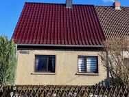 Doppelhaushälfte mit großem Grundstück in Wittenberg - Wittenberg (Lutherstadt)