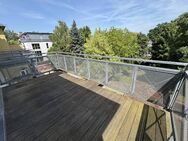 ATLAS IMMOBILIEN: Traumhafter Altbau mit großem Balkon & Stellplatz - Weimar