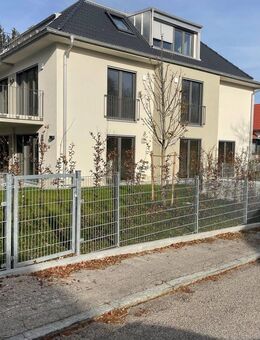 Moderne trifft Eleganz in Lochhausen***Schicke, hochwertige 3,5-Zimmer-Neubau-Gartenwohnung - München