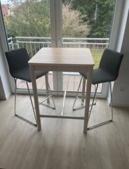 Esszimmer, Hochtisch und Hochstühle - Pforzheim