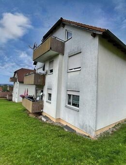 Vermietete Eigentumswohnung mit Garage in gepflegter Wohnanlage - Sonneberg