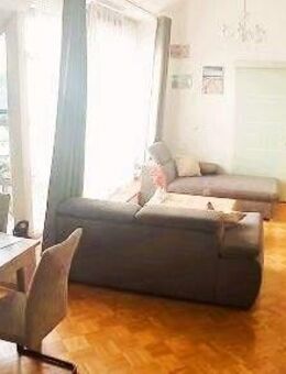 Bezugsfreie 5 Zimmer DG-Wohnung mit 2 Balkonen - Berlin