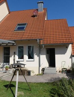 Schöne Doppelhaushälfte in Bruckberg! - Bruckberg (Regierungsbezirk Mittelfranken)