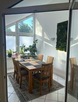 Außergewöhnliche 3-Zimmer-Dachgeschoss-Wohnung in Memmingen - Memmingen