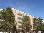 Geräumige 3-Raum-Wohnung mit Aufzug, EBK und Balkon in Rostock-Toitenwinkel! - Rostock