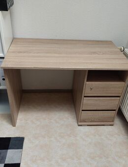 Schreibtisch mit Schubladen - Oschatz