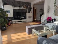 Helle 4-Zimmer Wohnung mit Südbalkon - viel Platz für junge Familien - Leinfelden-Echterdingen