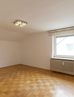 Gemütliche 3 Zimmer Wohnung in einem kleineren Mehrfamilienhaus (Nur 3 Wohnungen) - Ingolstadt