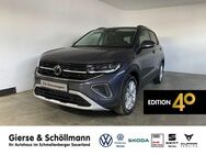 VW T-Cross, 1.0 TSI Life, Jahr 2022 - Schmallenberg