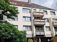 Super Lage, 3 Zimmer Wohnung mit Balkon, Aufzug, Carport - Hannover