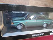 Volvo 240 GL grünm. Limit 702 Minichamps 1:18 - Bad Neuenahr-Ahrweiler