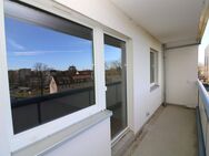 Treppensteigen? Ich nehm den Aufzug...große 4-RW mit Wanne u. Balkon!!! - Freiberg