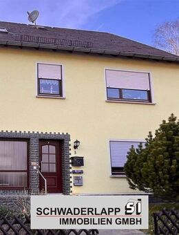 Aparte Doppelhaushälfte mit viel Platz für die Familie - Hattert